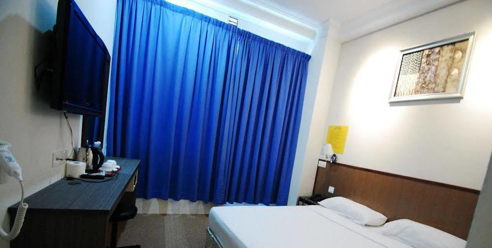 Madras Eminence Hotell Singapore Exteriör bild